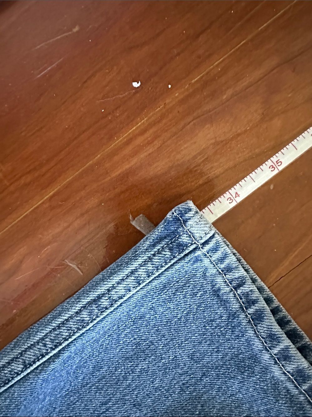 L’AGENCE Straight Leg Jeans in Classic Light Wash Blue - Picture 7 of 7